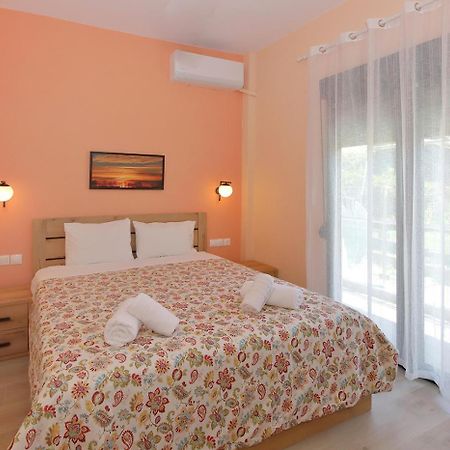Agapitos Apartments Nikiti  Esterno foto