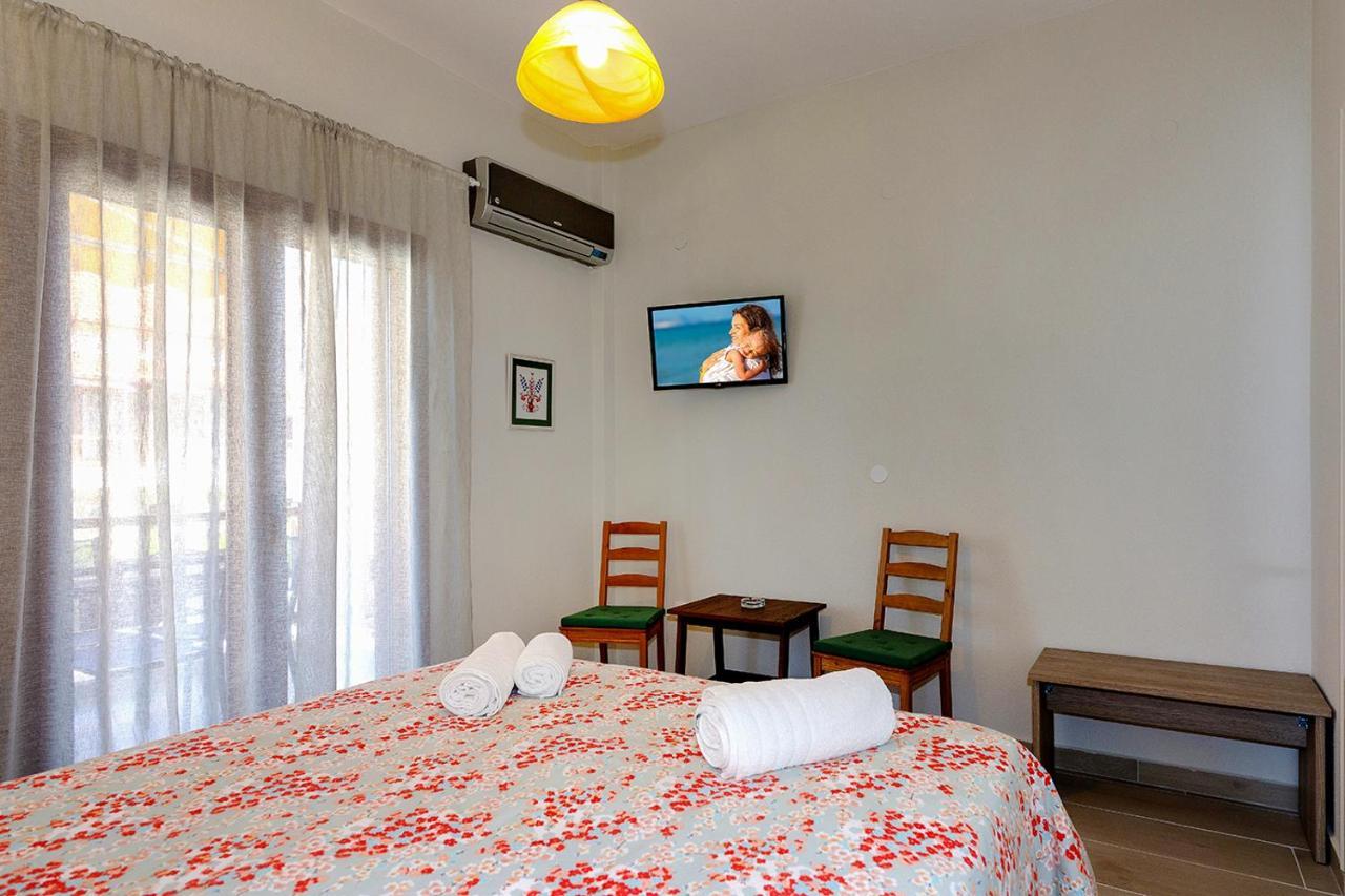 Agapitos Apartments Nikiti  Esterno foto