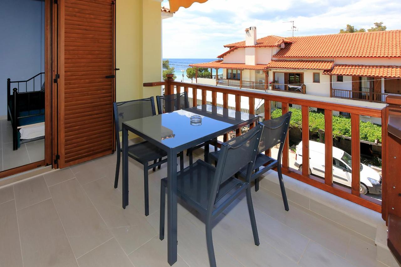 Agapitos Apartments Nikiti  Esterno foto