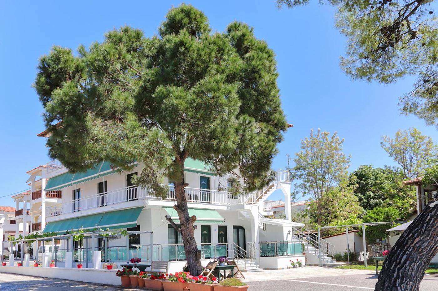 Agapitos Apartments Nikiti  Esterno foto